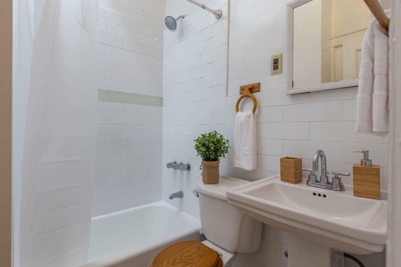 Lavish 3 Bedroom Apt In Williamsburg!! New York Buitenkant foto